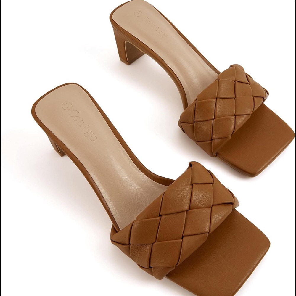New Coutgo Square toed heeled sandals